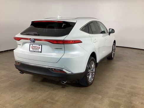 Used 2024 Toyota Venza Limited AWD/4WD image 6