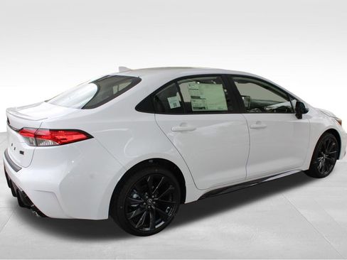 New 2026 Toyota Corolla SE FWD image 15