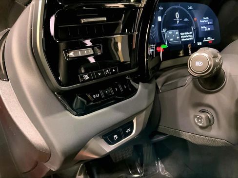 Certified 2025 Lexus RX 450h Luxury image 35