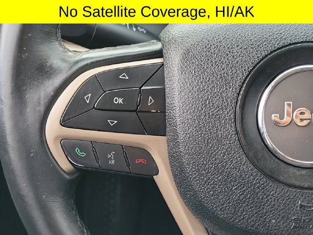 Used 2017 Jeep Cherokee Latitude AWD/4WD image 11