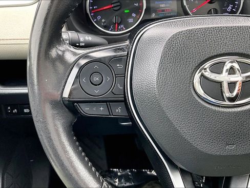 Used 2019 Toyota RAV4 XLE Premium w/ All Weather Liner Package image 11