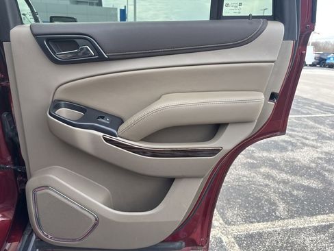Used 2020 GMC Yukon SLT w/ Premium Edition image 34