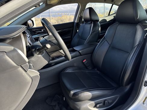 Used 2022 Nissan Maxima SV w/ Floor Mat Group image 18