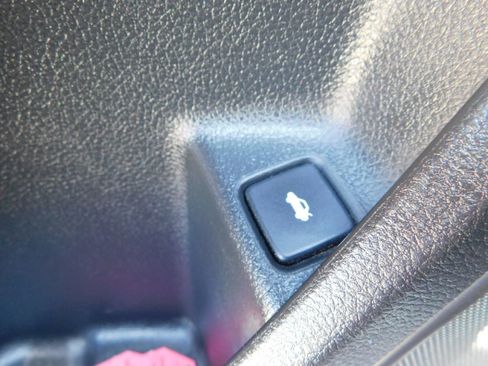 Used 2017 Honda Civic EX-L image 26