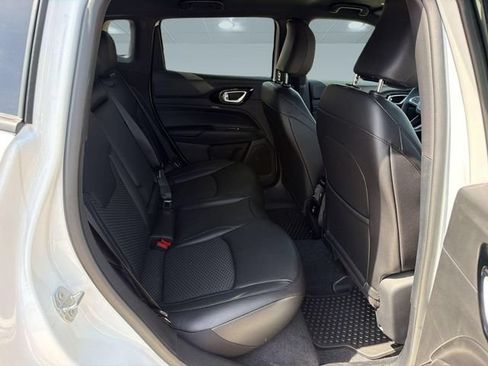 New 2026 Jeep Compass Latitude AWD/4WD image 29