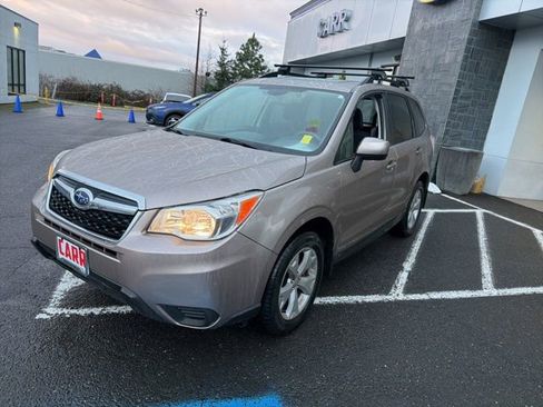 Used 2015 Subaru Forester 2.5i Premium image 3