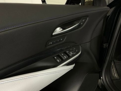 Used 2025 Cadillac XT4 Sport image 26