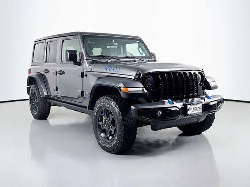 Used 2023 Jeep Wrangler Unlimited w/ Cold Weather Group AWD/4WD image 3
