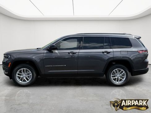 New 2025 Jeep Grand Cherokee L Laredo w/ Luxury Tech Group I AWD/4WD image 7