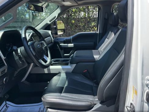 Used 2020 Ford F350 Lariat AWD/4WD image 5