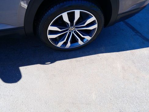 Used 2022 Volkswagen Atlas SE AWD/4WD image 32