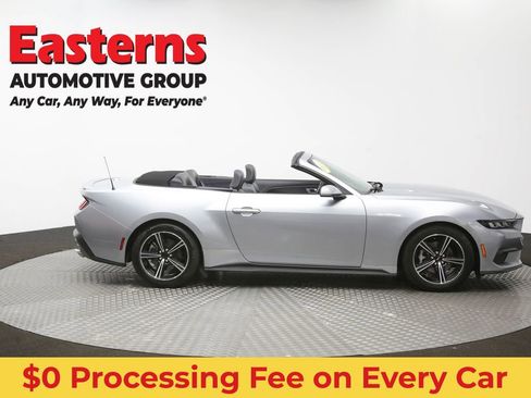 Used 2025 Ford Mustang Premium RWD image 42