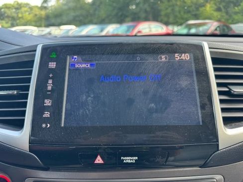 Used 2016 Honda Pilot EX image 13