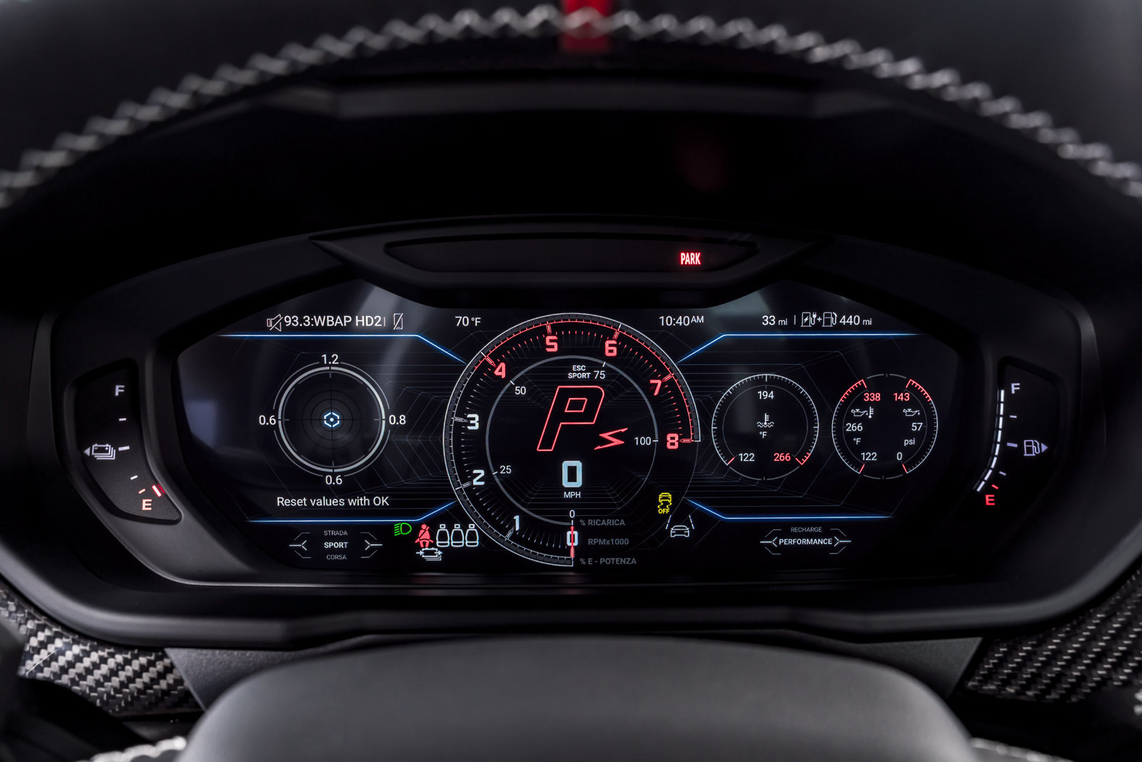 Used 2025 Lamborghini Urus SE AWD/4WD image 17