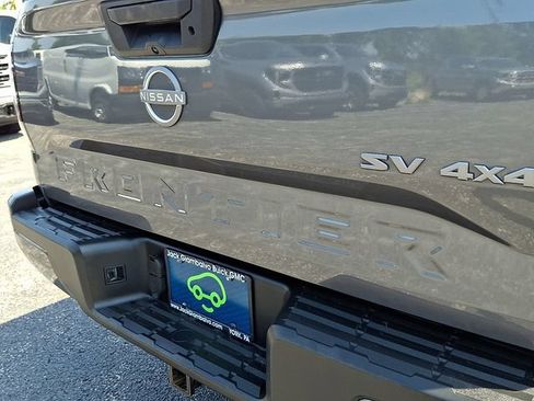 Used 2024 Nissan Frontier SV w/ Tow Package AWD/4WD image 29