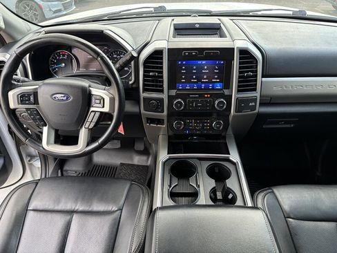 Used 2021 Ford F250 Lariat w/ Lariat Value Package AWD/4WD image 26