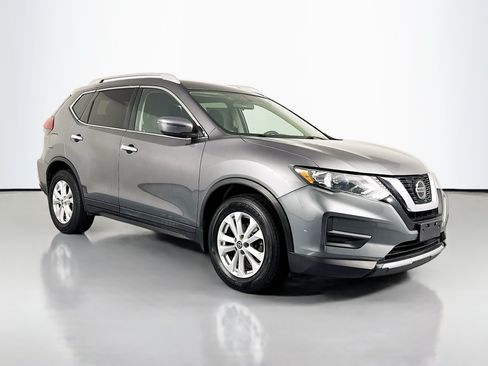 Used 2018 Nissan Rogue S w/ S Value Package FWD image 3