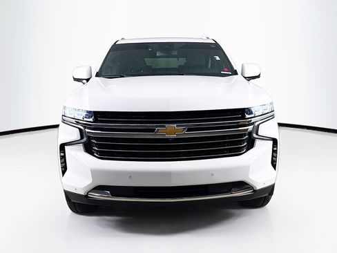 Used 2023 Chevrolet Tahoe LT w/ Luxury Package AWD/4WD image 3