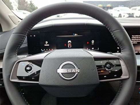 New 2025 Nissan Murano SL image 16