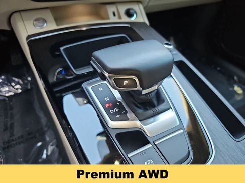 Used 2023 Audi Q5 2.0T Premium w/ Convenience Package AWD/4WD image 21