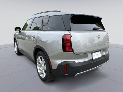 Certified 2025 MINI Cooper Countryman S AWD/4WD image 11