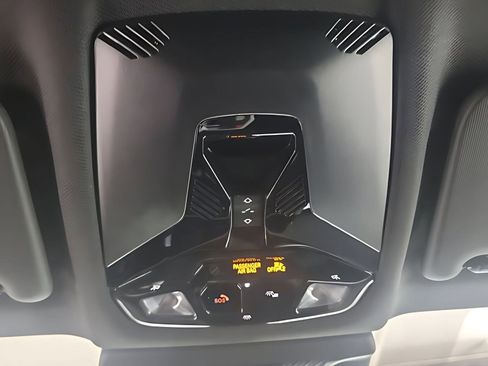 Used 2025 BMW X1 xDrive28i w/ Convenience Package image 19