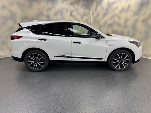 Used 2025 Acura RDX A-Spec image 9