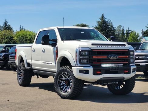 New 2026 Ford F250 Lariat w/ Black Appearance Package AWD/4WD image 1
