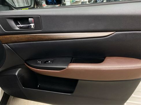 Used 2013 Subaru Outback 2.5i Limited AWD/4WD image 28
