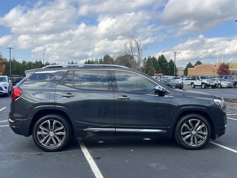Used 2018 GMC Terrain Denali w/ Advanced Safety Package image 28
