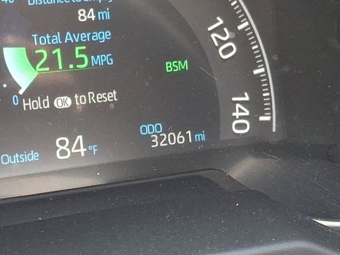 Used 2025 Toyota RAV4 XLE AWD/4WD image 20
