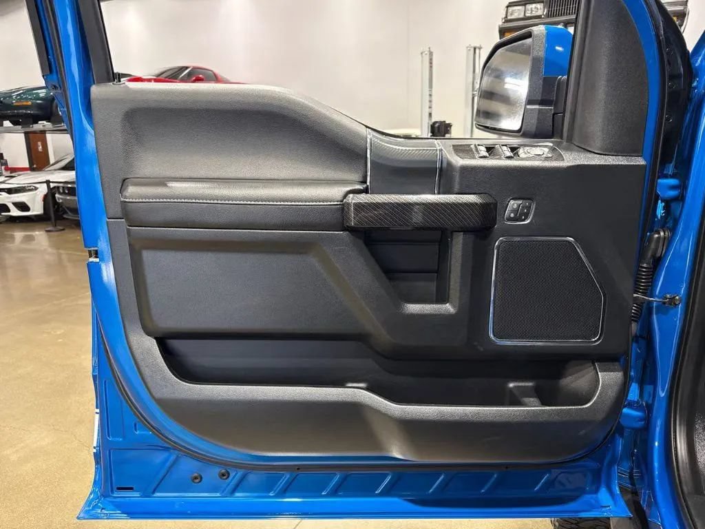 Used 2019 Ford F150 Lariat w/ Equipment Group 502A Luxury AWD/4WD image 11