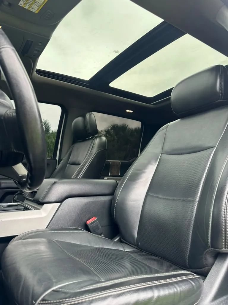Used 2019 Ford F250 Lariat w/ Lariat Ultimate Package AWD/4WD image 9