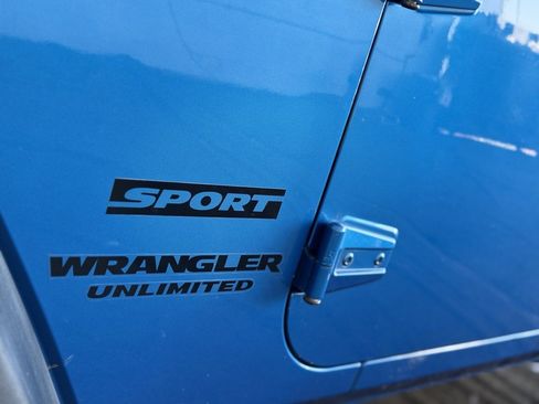 Used 2015 Jeep Wrangler Unlimited Sport w/ Quick Order Package 24S image 11