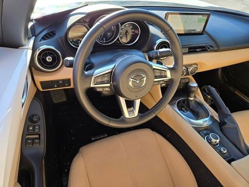 Used 2025 MAZDA MX-5 Miata RF Grand Touring w/ Weather Package image 16