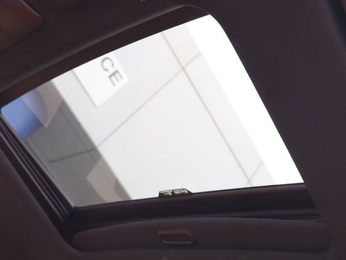 Used 2012 Land Rover Range Rover Sport Supercharged AWD/4WD image 22