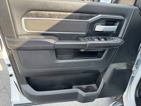 Used 2024 RAM 2500 Big Horn w/ Off Road Package AWD/4WD image 11