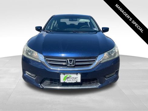 Used 2015 Honda Accord Sport image 2