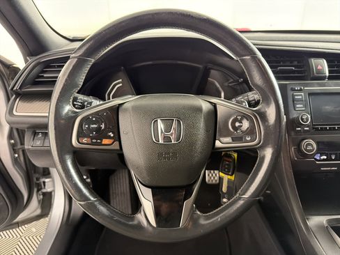 Used 2019 Honda Civic Sport image 17