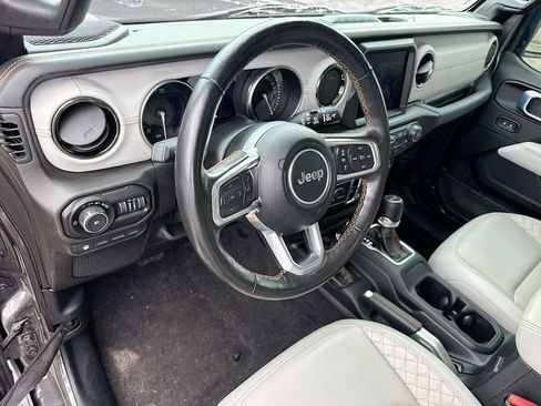 Used 2021 Jeep Wrangler Unlimited Sahara AWD/4WD image 10