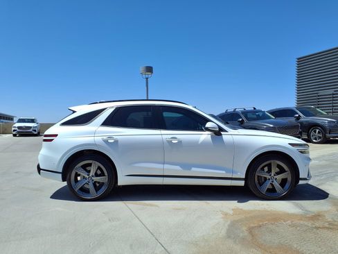 Certified 2023 Genesis GV70 2.5T w/ Sport Prestige Package AWD/4WD image 7