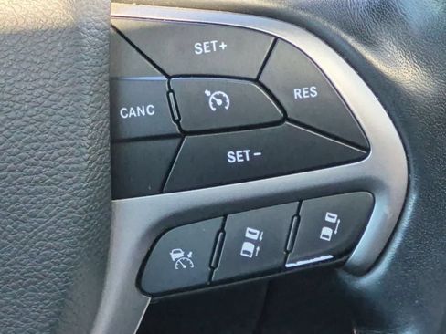 Used 2021 Jeep Grand Cherokee Trailhawk w/ Trailhawk Luxury Group AWD/4WD image 26