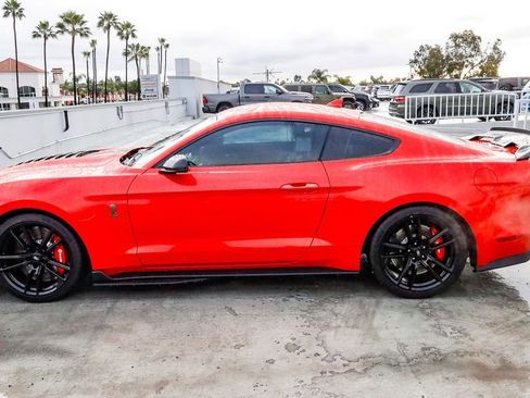 Used 2020 Ford Mustang Shelby GT500 w/ Technology Package image 14