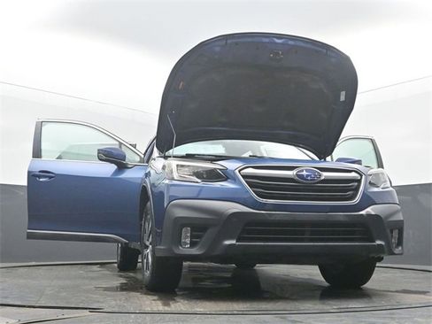 Used 2020 Subaru Outback Premium image 58