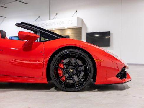 Used 2017 Lamborghini Huracan LP 610-4 image 24