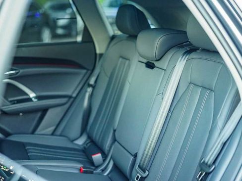 New 2025 Audi Q5 Prestige AWD/4WD image 19