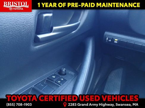 Used 2025 Toyota Corolla LE image 18