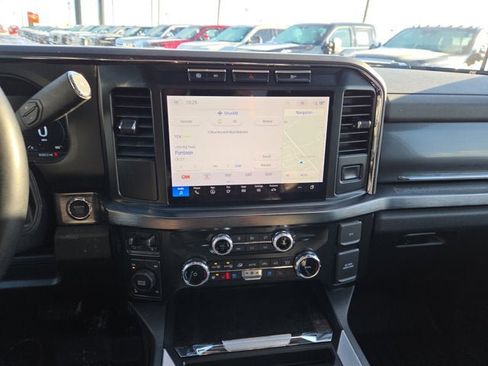 Used 2024 Ford F250 Lariat image 15