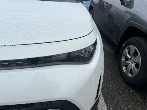 Used 2023 Kia Soul LX w/ LX Technology Package image 5