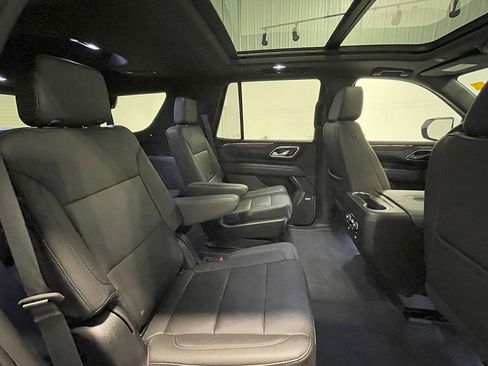 Used 2023 Chevrolet Tahoe Z71 w/ Luxury Package image 28